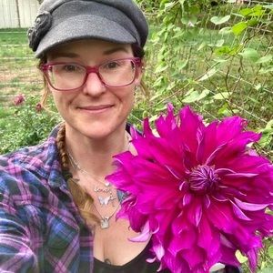 Meet your Posher, Jenny